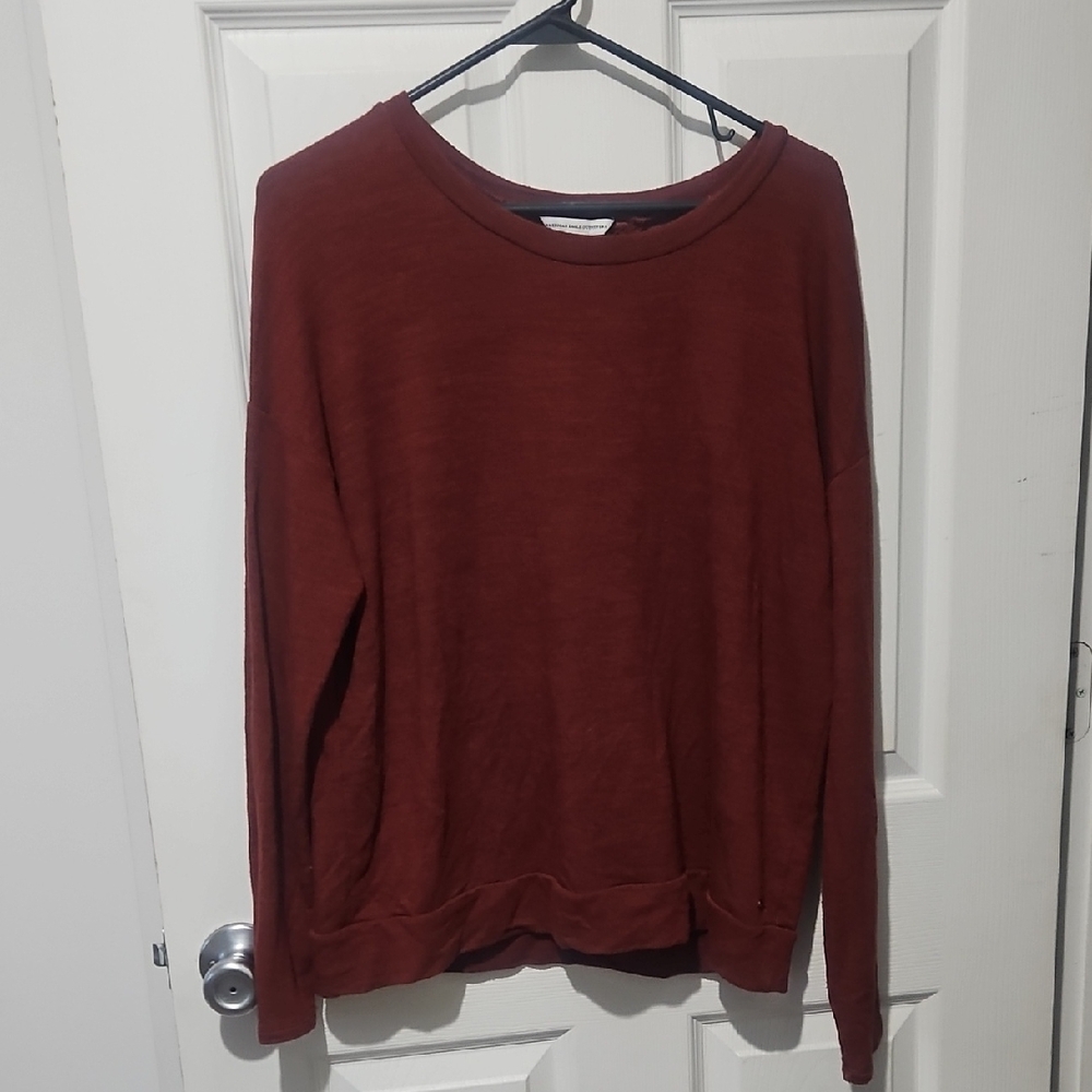 American Eagle Outfitters Women's Deep Red Crewneck‎ Sweatshirt Size Large